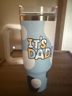 "It's Dad!" Light Blue Travel Mug with Handle